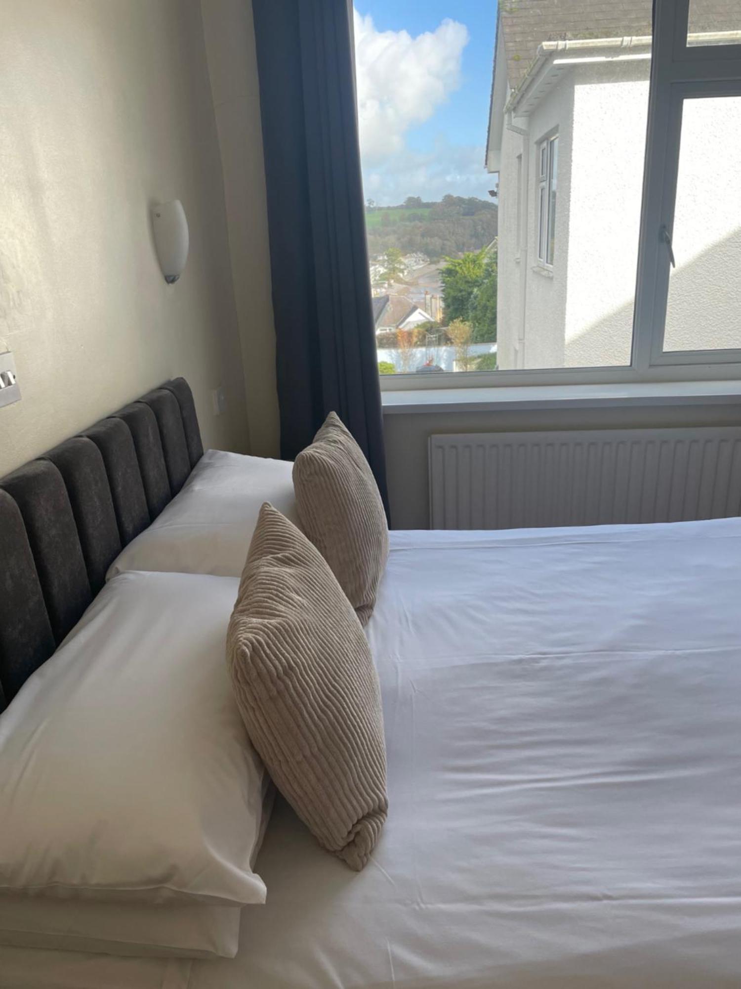 Merlewood Hotel Saundersfoot Exteriör bild